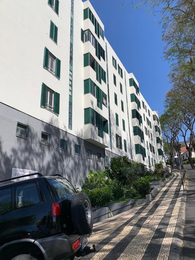 Madeira, 3 Bedroom Apartment With Ocean Views In Funchal Exteriör bild