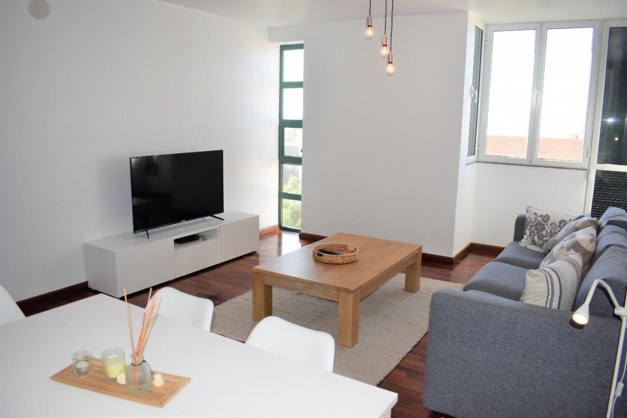 Madeira, 3 Bedroom Apartment With Ocean Views In Funchal Exteriör bild